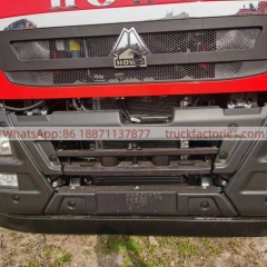 16.重汽前四后八14吨5节臂随车起重卡车