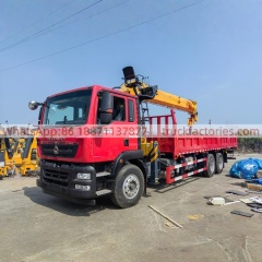 19.重汽豪沃TX320后八轮14吨5节臂随车起重卡车