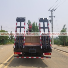 20.重汽豪沃前四后八4吨5节臂平板带爬梯随车起重卡车