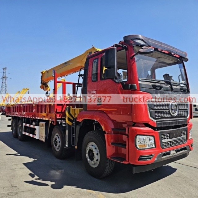 7.陕汽德龙400马力8×4随车起重卡车