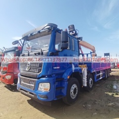 7.陕汽德龙400马力8×4随车起重卡车