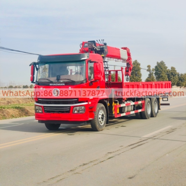 35陕汽翼6后八轮搭载长兴12吨5节臂吊机随车起重卡车