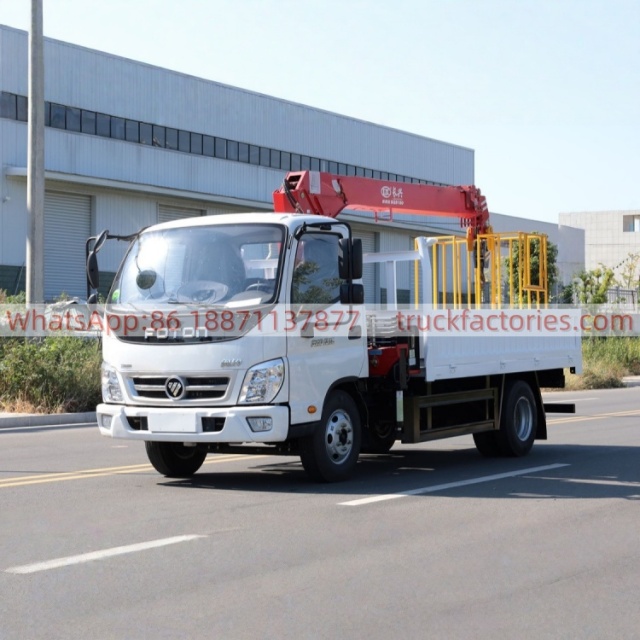 25.福田奥铃长兴4吨 4节臂随车起重卡车