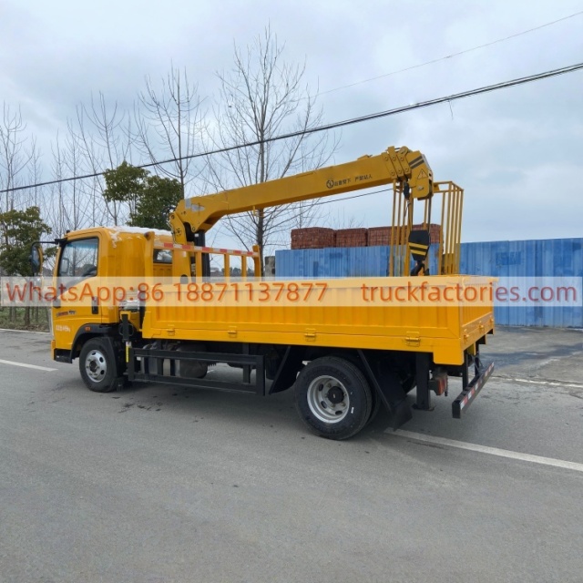 33重汽豪沃长兴4吨4节随车起重卡车