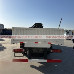 6×4折臂吊马槽货箱重汽\15、重汽豪沃白黑+400折+400马力随车起重卡车