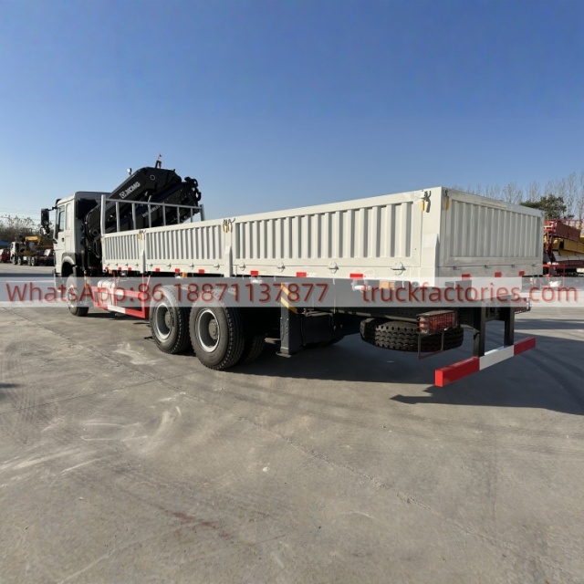 6×4折臂吊马槽货箱重汽\15、重汽豪沃白黑+400折+400马力随车起重卡车