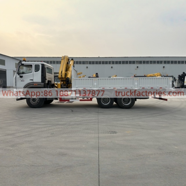 6×4折臂吊马槽货箱重汽\13、重汽豪沃白黄+200折+N系列340马力随车起重卡车