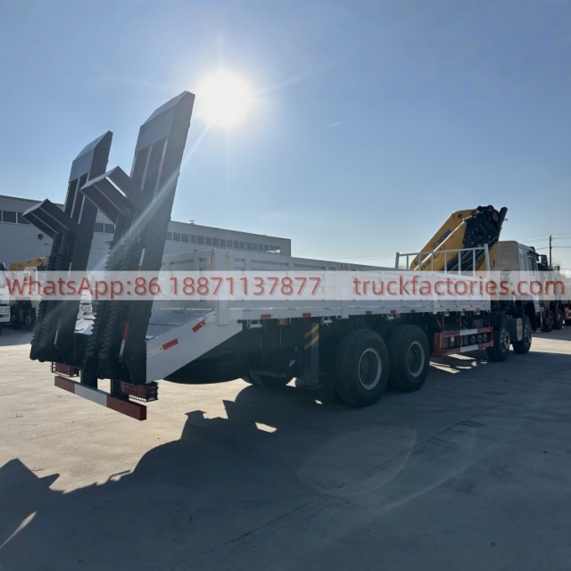 8×4折臂吊平板或爬梯\2、白黄+760折+豪沃400马力随车起重卡车