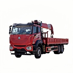 13.重汽豪沃后八轮长兴12吨4节臂短轴距随车起重卡车