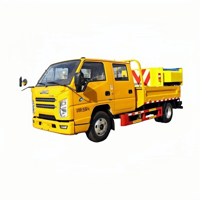 江铃130马力防撞缓冲车