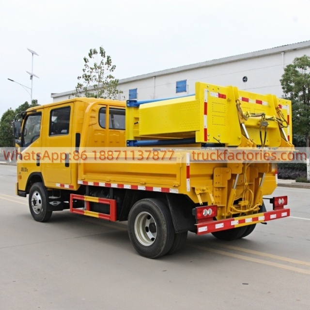 福田全柴158马力防撞缓冲车