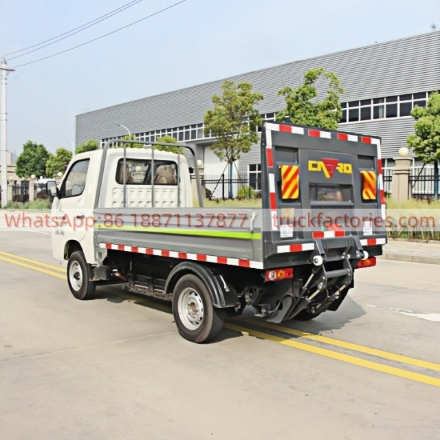 福田102马力纯电动桶装垃圾运输车