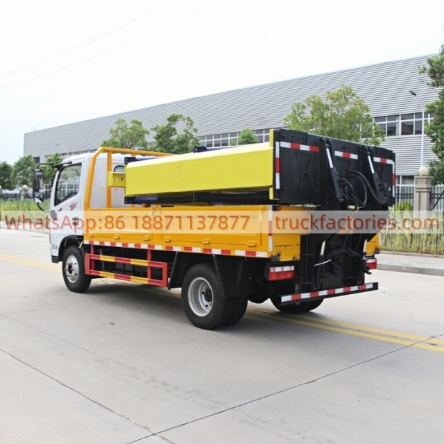 东风康明斯163马力防撞缓冲车