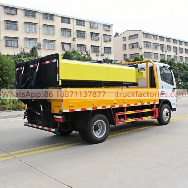 东风康明斯163马力防撞缓冲车