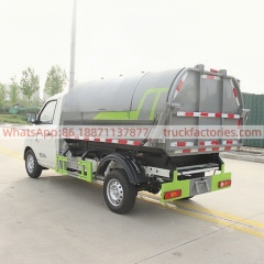 福田东安122马力厢式垃圾卡车