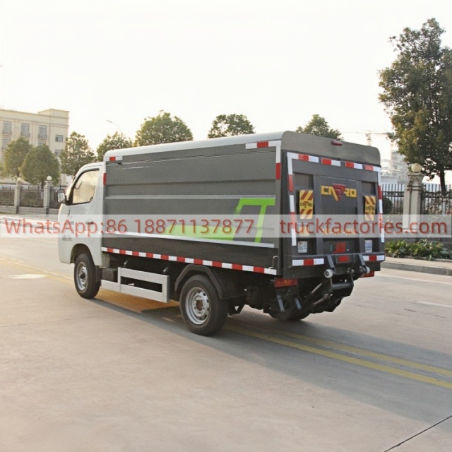 福田102马力纯电动密闭式桶装垃圾卡车