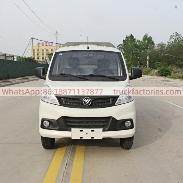 福田东安122马力厢式垃圾卡车