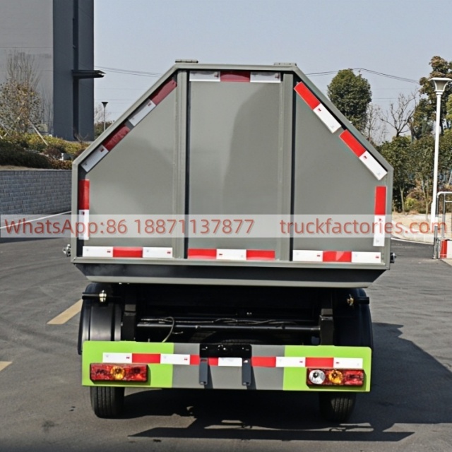 福田厢式垃圾卡车7