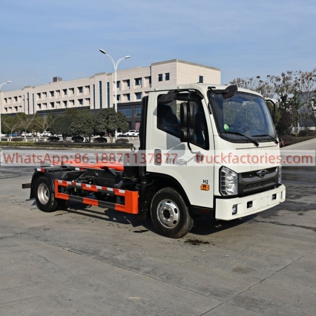 福田全柴130马力车厢可卸式垃圾卡车28