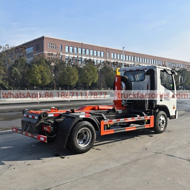 福田全柴130马力车厢可卸式垃圾卡车28