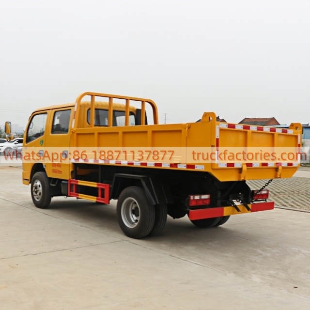 东风全柴150马力自卸式垃圾卡车41