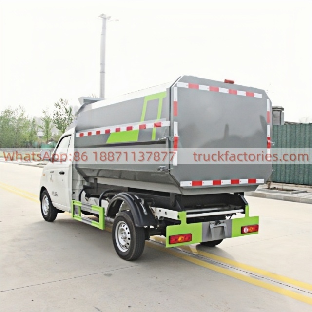 福田东安122马力自装卸式垃圾卡车11