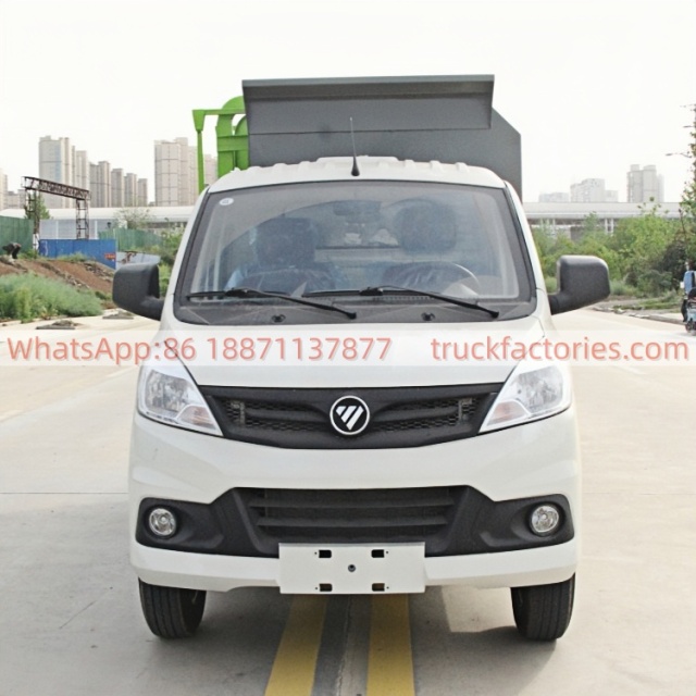 福田东安122马力自装卸式垃圾卡车11