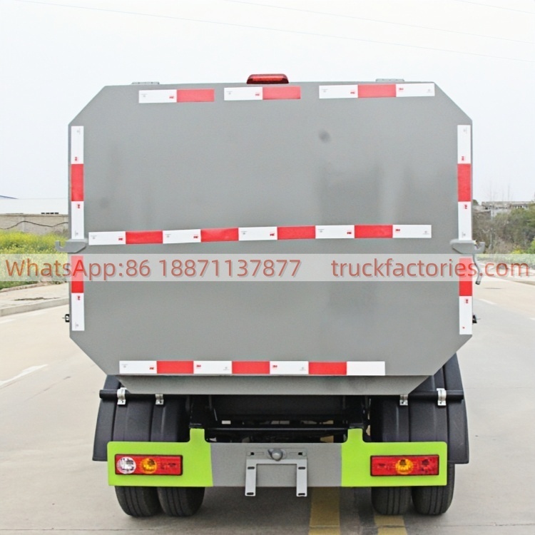 福田东安122马力自装卸式垃圾卡车18