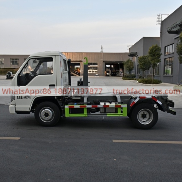 福田全柴100马力车厢可卸式垃圾卡车22