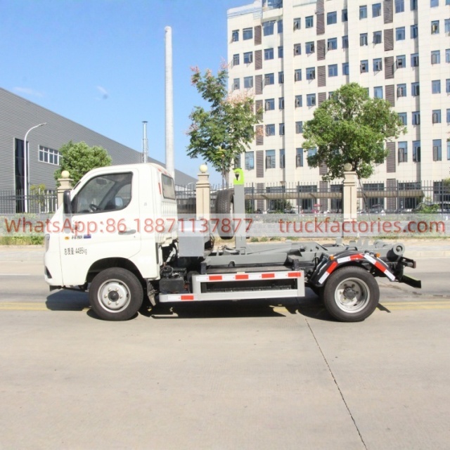 Foton 122 Horsepower Electric Detachable Compartment Garbage Truck Garbage Collection Truck