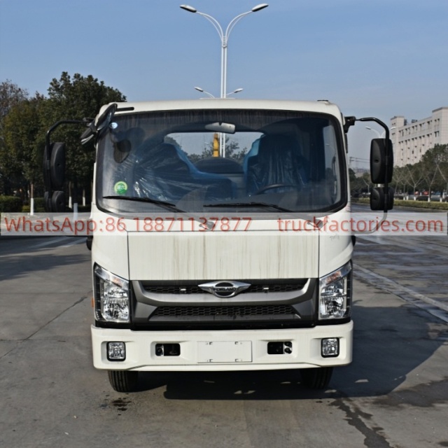 福田全柴130马力车厢可卸式垃圾卡车28