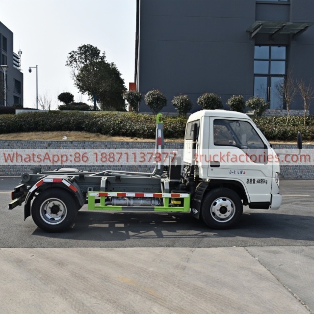 福田全柴150车厢可卸式垃圾卡车30