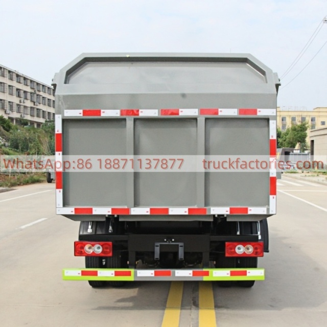 福田全柴140马力自装卸式垃圾卡车34