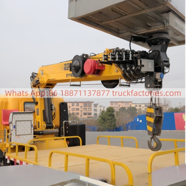 高空作业卡车\02 三合一高空\重汽豪沃