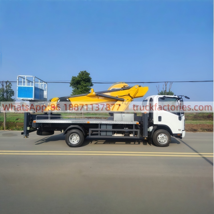 高空作业卡车\01 出口车型\五十铃32米未贴标