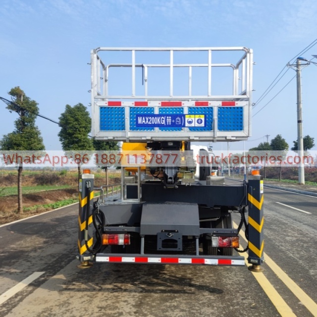IS UZU high-altitude lifting platform operation truck, truck with lifting platform, aerial lifting platform truck