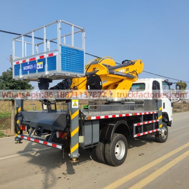 高空作业卡车\01 出口车型\五十铃四驱