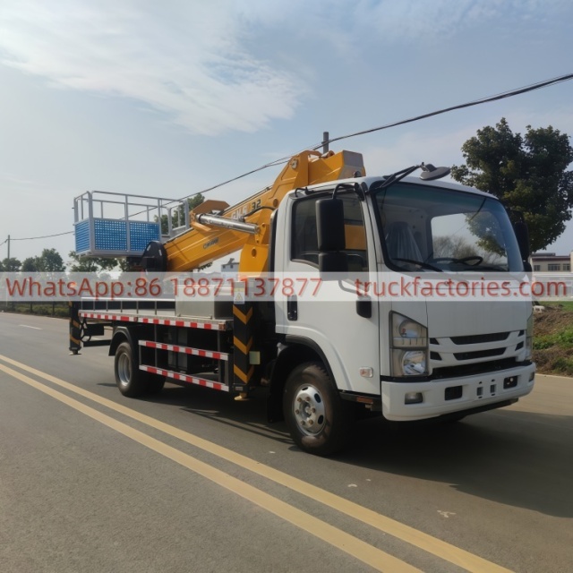 高空作业卡车\01 出口车型\五十铃32米