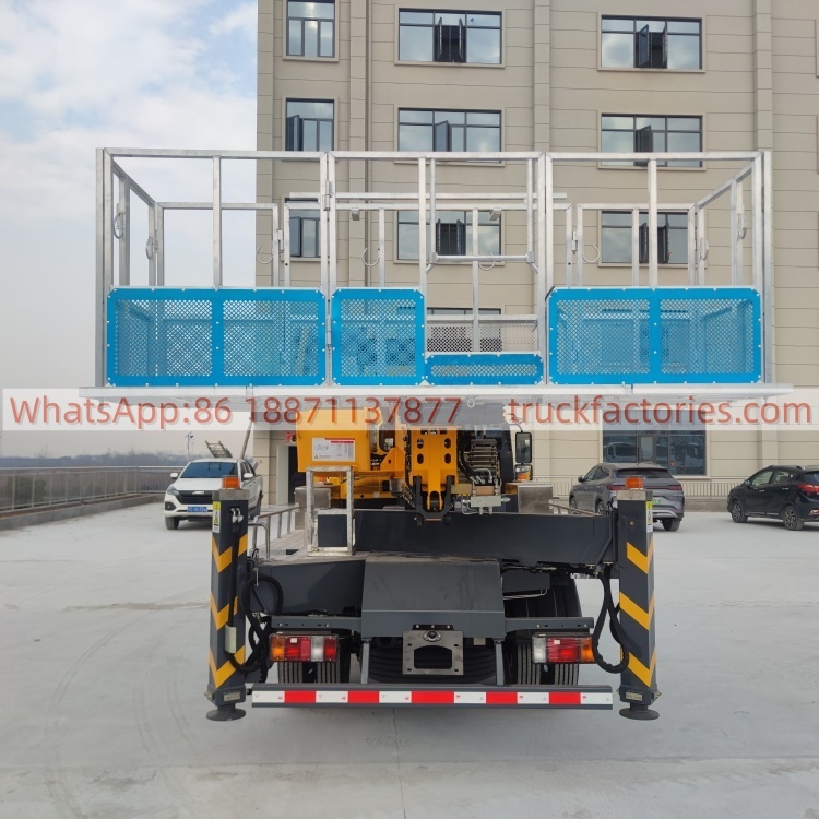高空作业卡车\01 出口车型\五十铃28米大吊篮