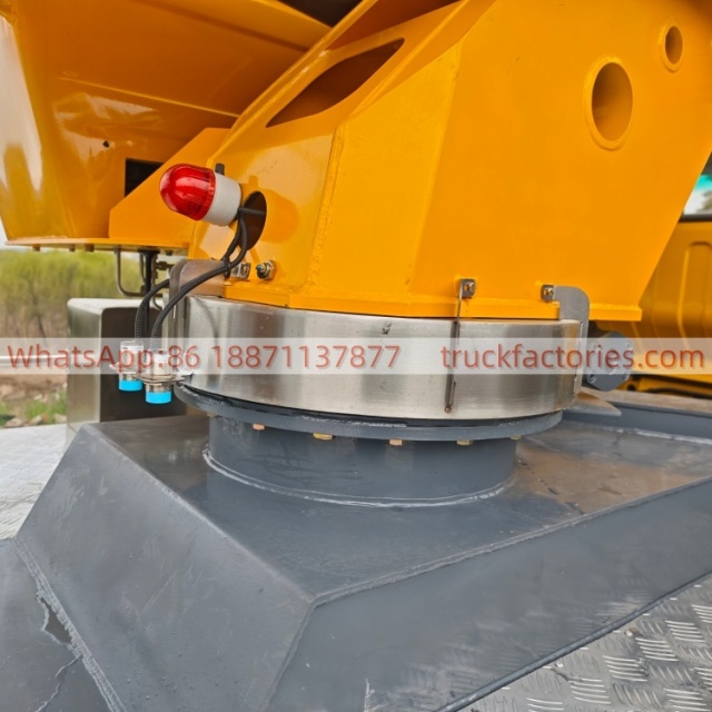 高空作业卡车\01 出口车型\28米出口展览