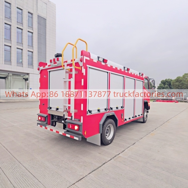 Dongfeng Foam Fire Truck 100L/s High Flow Special for Petrochemical Industry special fire-fighting vehicle for factory areas