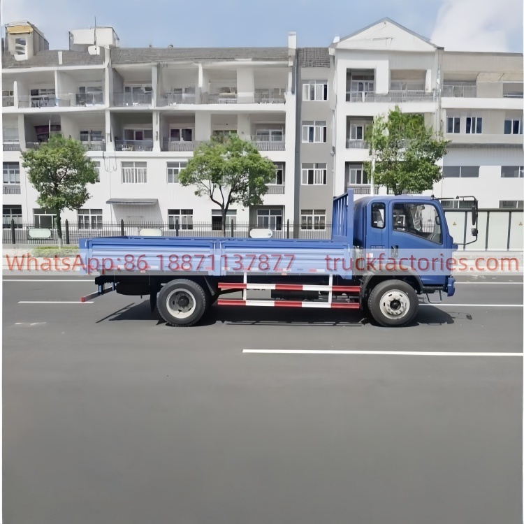 Sinotruk Howo light truck, 4×2 stake truck, 129 horsepower engine, 6-speed manual transmission truck