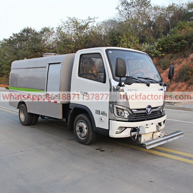 扫路卡车\9. CLT5041TYHBEV-A型纯电动路面养护车