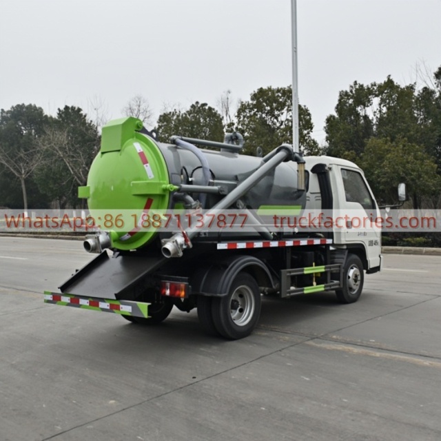 吸粪卡车\6. CLT5040GXWBJ6吸污车