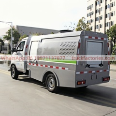 扫路卡车\3. CLT5031TYHEQBEV型纯电动路面养护车