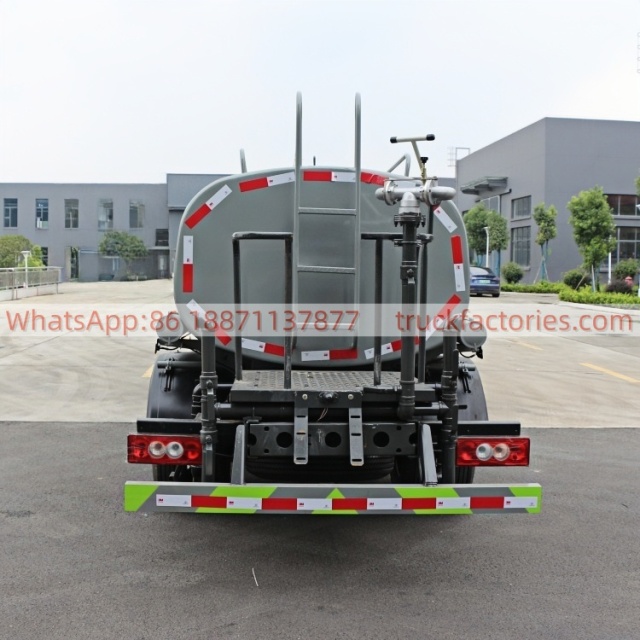 洒水卡车\9. CLT5070GSSEQ6型洒水车-福田