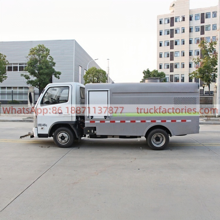 扫路卡车\9. CLT5041TYHBEV-A型纯电动路面养护车