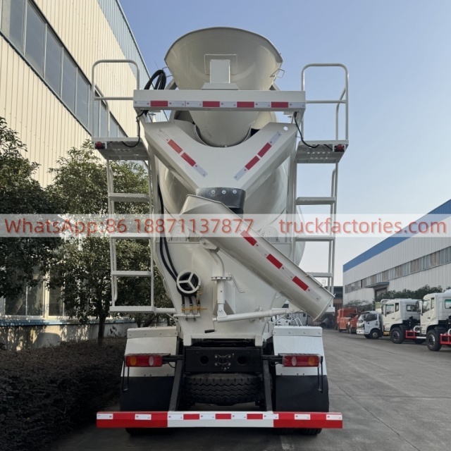 Dongfeng 6×2 rear eight-wheel concrete mixer truck commercial concrete transport truck for engineering