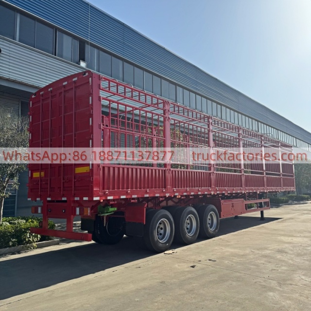 仓栏式半挂卡车