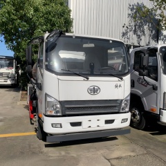 解放5吨油车 - 副本